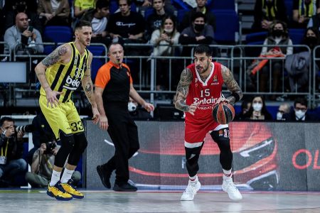 Ολυμπιακός – Ήττα από τη Φενέρ στην Κωνσταντινούπολη (94-80)