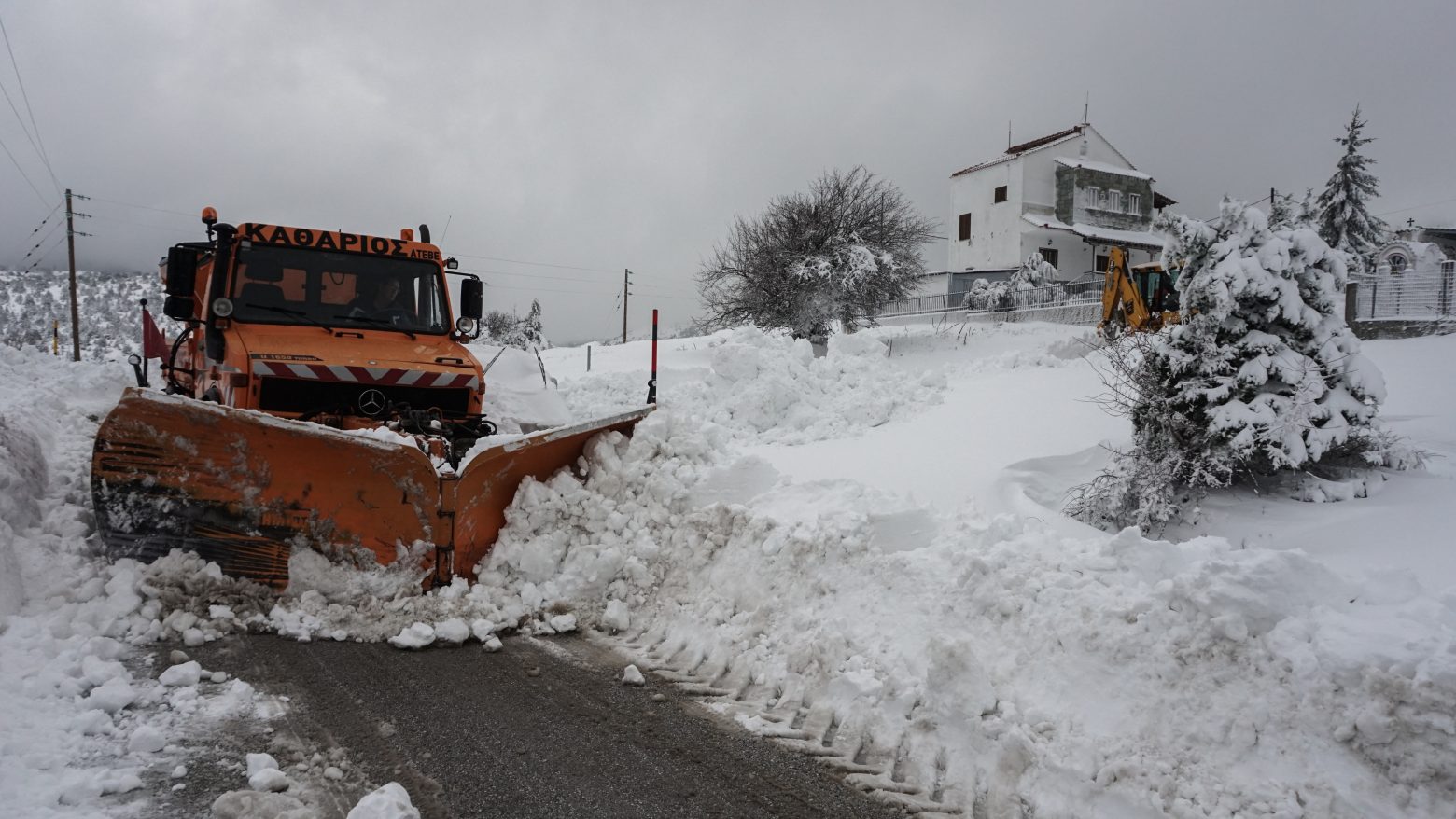 Διομήδης – Επελαύνει η κακοκαιρία με χιόνια και στην Αττική – Πώς θα εξελιχθούν τα φαινόμενα