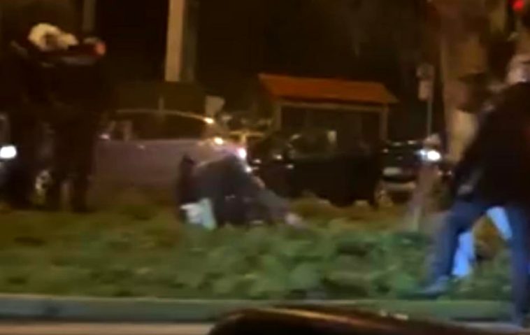 Τροχαίο στη Βούλα – Νέα συγκλονιστικά βίντεο από την στιγμή του απεγκλωβισμού