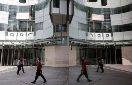 Βρετανία – Την χρηματοδότηση στο BBC κόβει ο Τζόνσον – Θύελλα αντιδράσεων στη σκιά των κορωνοπάρτι
