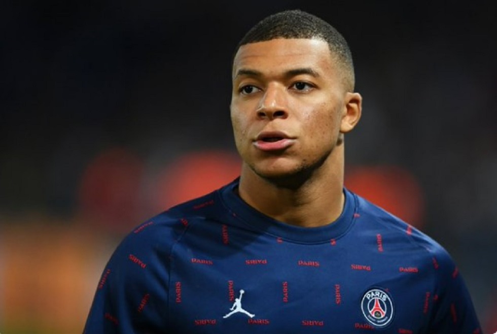 Τα δίνει όλα η Παρί για να κρατήσει τον Εμπαπέ