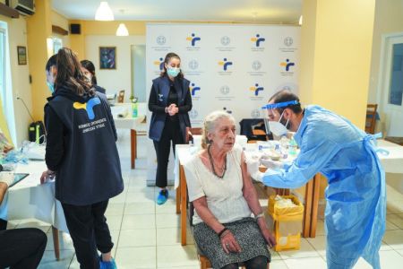 Thousands of unvaccinated people over 60 face fines