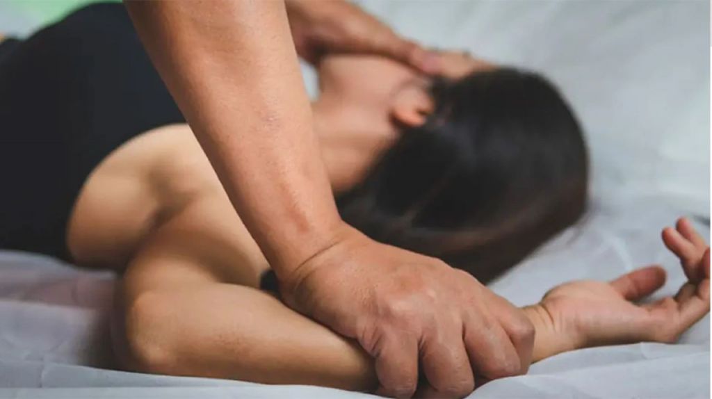 Βιασμός στη Θεσσαλονίκη  – Νέα στοιχεία – Τι συνέβη στη σουίτα 602 – Όλα όσα καταγγέλλει η 24χρονη