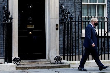 Μπόρις Τζόνσον – Δεν παραιτείται ο Βρετανός πρωθυπουργός