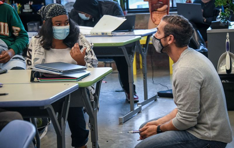 Παναγής Γαλιατσάτος, «Δεν μπορούμε να νικήσουμε τον ιό χωρίς τη βοήθεια της κοινωνίας»