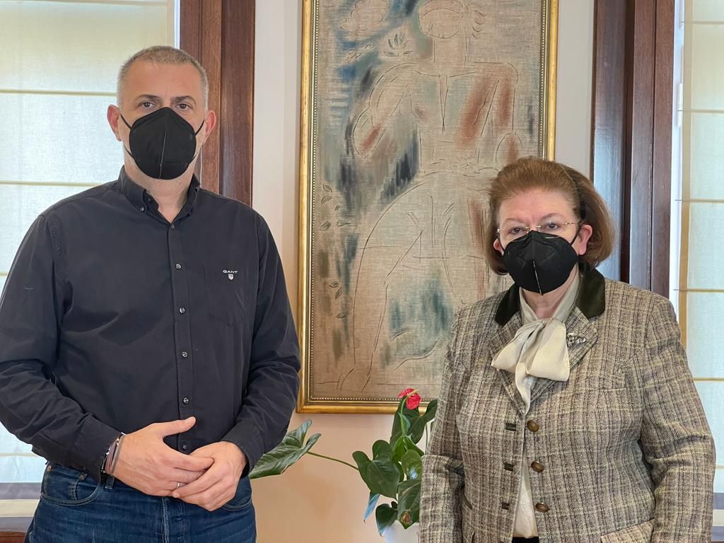 Πειραιάς – Συνάντηση Μώραλη με Μενδώνη για τα εμβληματικά έργα