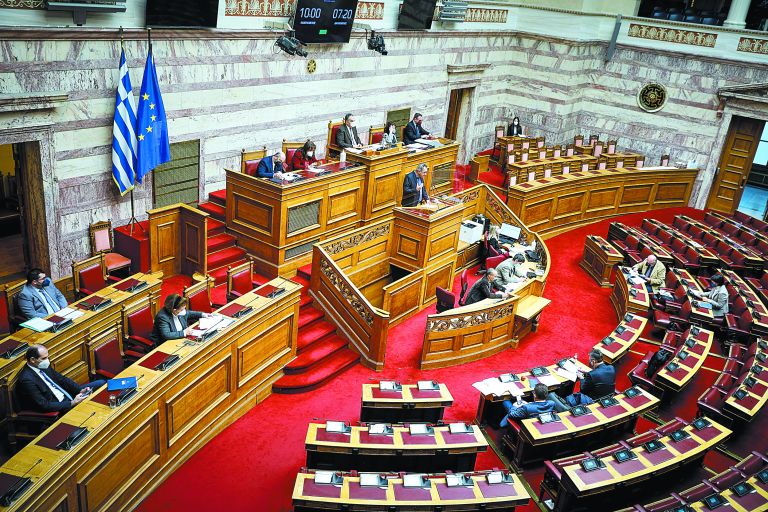 Οι νομοθετικές προκλήσεις του 2022 στη σκιά μεταλλάξεων και ακρίβειας – Οι στόχοι | tovima.gr