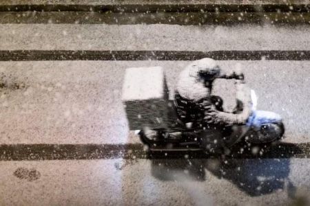 Υπουργείο Εργασίας: Συστάσεις ενόψει χιονιά για τις εργασίες σε εξωτερικούς χώρους