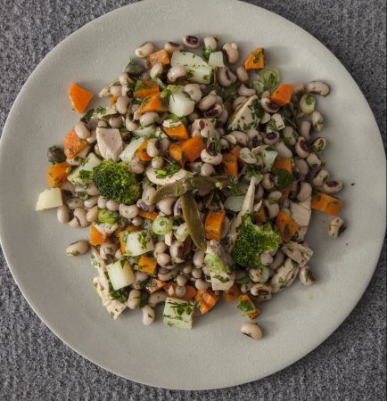 Μαυρομάτικα με τόνο