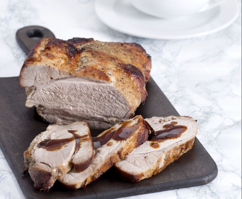 Χοιρινή σπάλα στον φούρνο