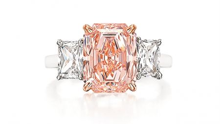 Μήπως γίνεται κάποιο gathering παρακαλώ;