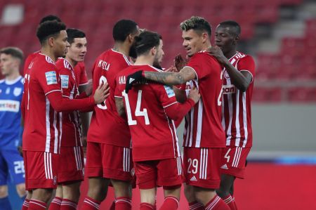 Ολυμπιακός – ΠΑΣ Γιάννινα (2-0): Με +9 στην Τούμπα