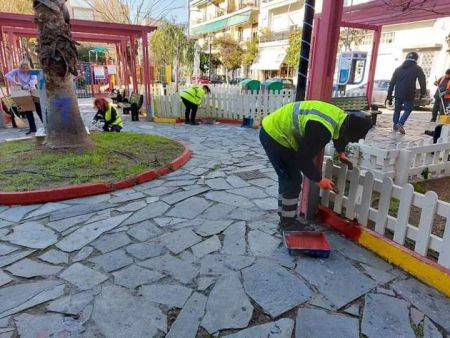 Δήμος Πειραιά: Επιχείρηση καθαρισμού και εξωραϊσμού στην πλατεία Νεράιδας στην Παλαιά Κοκκινιά