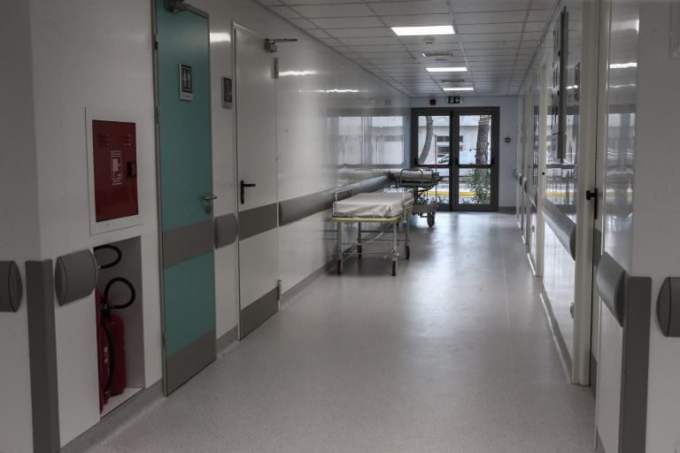 Kακοκαιρία «Ελπίδα»: Eκτακτη σύσκεψη συγκαλεί ο Θάνος Πλεύρης για την ετοιμότητα των νοσοκομείων