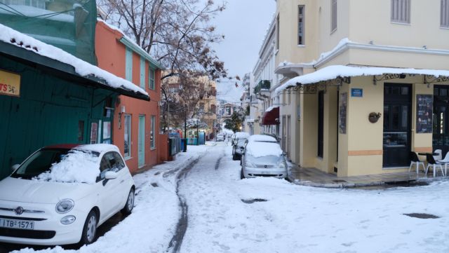 Κακοκαιρία «Ελπίδα»: Ποιοι δρόμοι είναι κλειστοί – Σε ποιους η κυκλοφορία γίνεται με αλυσίδες | tovima.gr