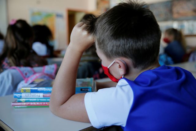 Κορωνοϊός: Μοντέλο προσομοίωσης δείχνει πώς μπορούν τα σχολεία να λειτουργούν με ασφάλεια εν μέσω πανδημίας
