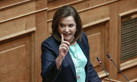 Μπακογιάννη: Μην ξύνεστε στην γκλίτσα του τσοπάνη ζητώντας εκλογές