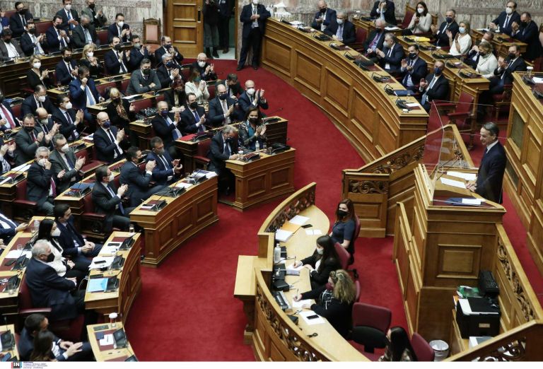 Βουλή: Απορρίφθηκε η πρόταση δυσπιστίας του ΣΥΡΙΖΑ | tovima.gr
