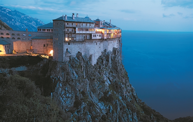 Στο μετασύμπαν του Αγίου Ορους