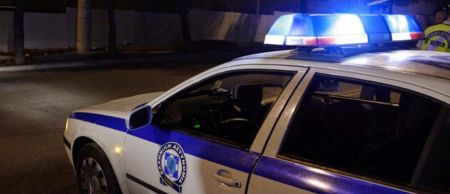 Μπαράζ εμπρηστικών επιθέσεων σε Αργυρούπολη και την Κυψέλη – Εβαζαν γκαζάκια σε εισόδους σπιτιών