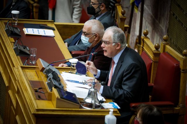 Βουλή: Νέα κόντρα για τις συνεδριάσεις της ΚΟ του ΚΙΝΑΛ
