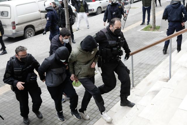 Δολοφονία Άλκη: Τραυματισμένος από μαχαίρι στην παλάμη ένας εκ των συλληφθέντων