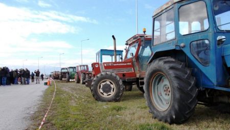 Αγρότες: Πανελλαδική σύσκεψη μπλόκων την Κυριακή στη Νίκαια Λάρισας