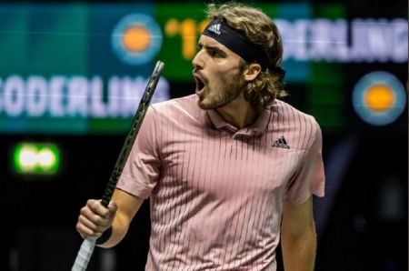 Τσιτσιπάς: 2-0 τον Ντε Μινόρ – Πέρασε στα ημιτελικά