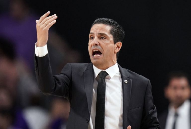 Χαμός στη Μακάμπι: Φυγαδεύτηκαν Σφαιρόπουλος και παίκτες