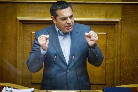 Τσίπρας: Ύβρις να κομπάζετε για τις εξοπλιστικές δαπάνες