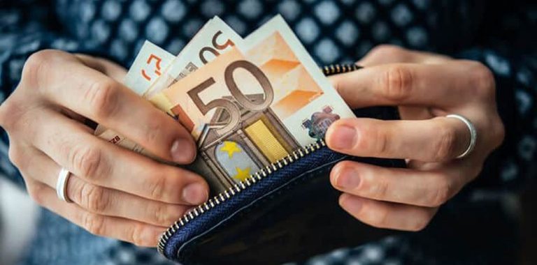 Πρόστιμο στους ανεμβολίαστους: Τις επόμενες μέρες η βεβαίωση στους άνω των 60 – Ποιοι εξαιρούνται