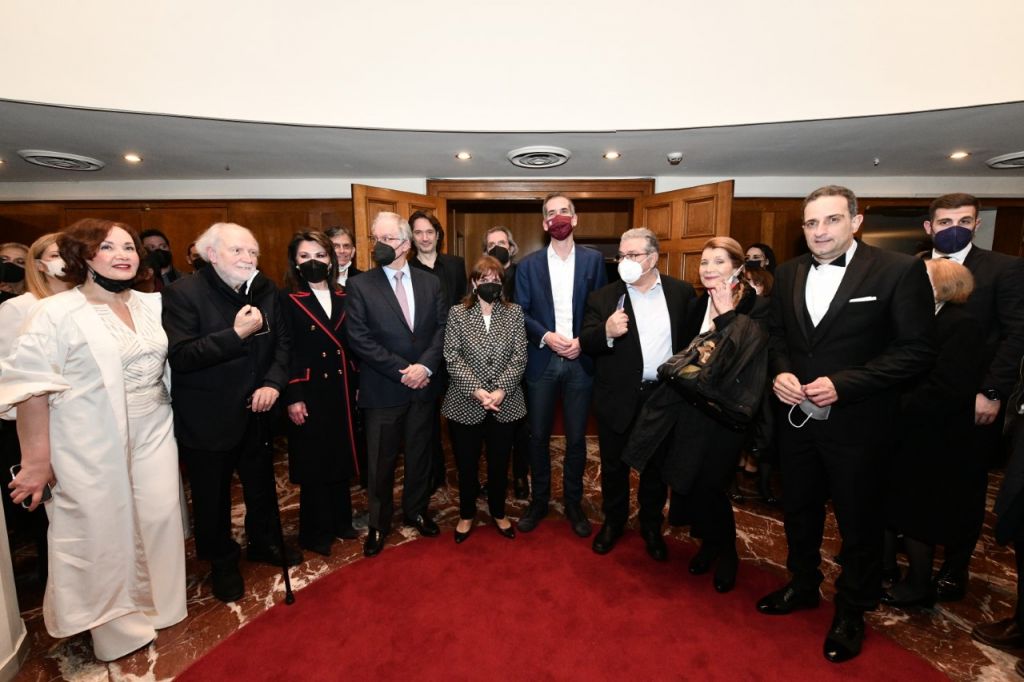 Το ΚΚΕ, η Πρόεδρος και η κόκκινη συμφιλίωση