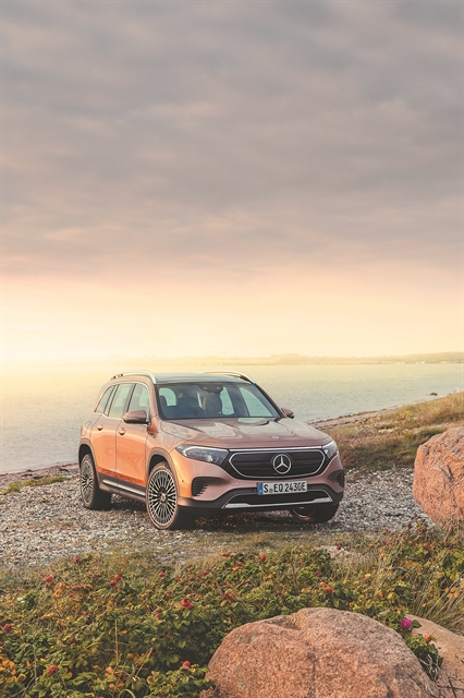 Σε άλλη διάσταση