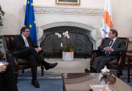 Κύπρος: Συνάντηση Σχοινά με Αναστασιάδη – Υπεγράφη συμφωνία με την ΕΕ για το μεταναστευτικό