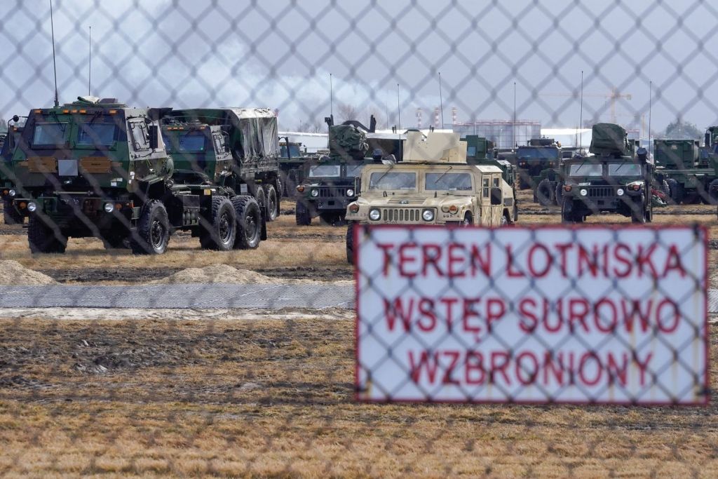 Ουκρανία: Σε κατάσταση έκτακτης ανάγκης για 30 ημέρες – Προειδοποίηση από τον «ηγέτη» του Ντονέτσκ