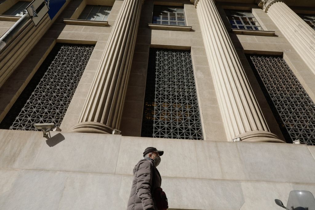 Η Ουκρανία βάζει «φωτιά» στην οικονομία