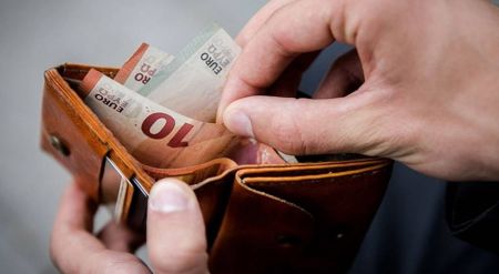 Αυξήσεις μισθών και συντάξεων το 2023