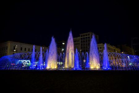 Δήμος Αθηναίων: Στα χρώματα της Ουκρανίας το σιντριβάνι της Ομόνοιας και η Τεχνόπολη