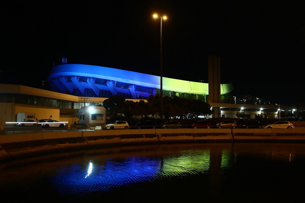 Στα χρώματα της Ουκρανίας το ΣΕΦ