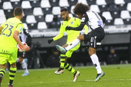 Γκέλα ο ΠΑΟΚ 1-1 με Ιωνικό