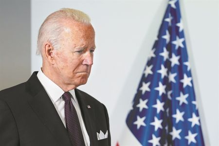 Πόλεμος στην Ουκρανία – Μπάιντεν: Οι Αμερικανοί δεν πρέπει να ανησυχούν για πυρηνικό πόλεμο