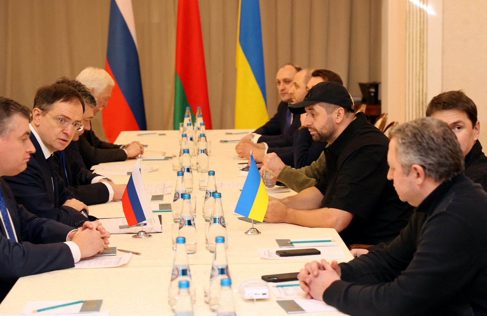 Πόλεμος στην Ουκρανία: Ολοκληρώθηκαν οι συνομιλίες Κιέβου – Μόσχας – Γιατί γυρίζουν στις πατρίδες τους