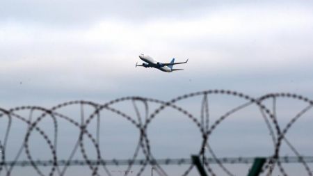 Πόλεμος στην Ουκρανία: Η Ρωσία «κλείνει» τον εναέριο χώρο της για 36 χώρες