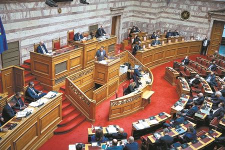 Οι φρεγάτες, τα Rafale και η αντιαμερικανική «στροφή» Τσίπρα