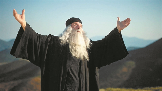 Σαρωτική πρεμιέρα για τον «Αγιο Παΐσιο»