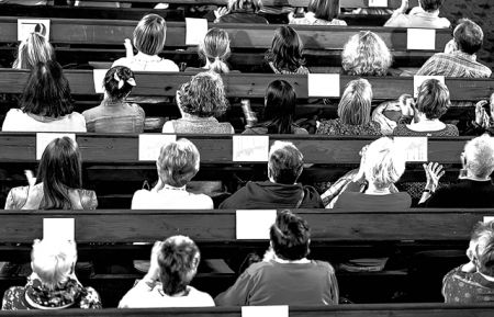 Τρομάζει το δημογραφικό αδιέξοδο της Ελλάδας