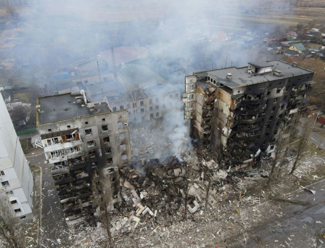 Πόλεμος στην Ουκρανία: Βομβαρδισμοί χωρίς τέλος σε Κίεβο, Μαριούπολη και Χάρκοβο | tovima.gr