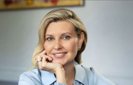 Ολένα Ζελένσκα: Η πρώτη κυρία της Ουκρανίας με τα εκατομμύρια followers στο Instagram