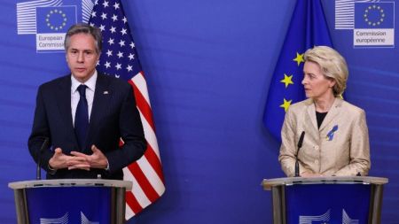 Μπλίνκεν: Ανοίγει το Κουτί της Πανδώρας αν μείνει ατιμώρητη η εισβολή στην Ουκρανία