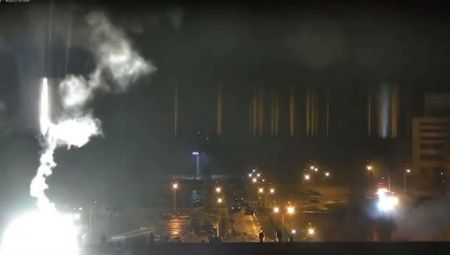 Ουκρανία: Η στιγμή του βομβαρδισμού στο μεγαλύτερο πυρηνικό εργοστάσιο της Ευρώπης